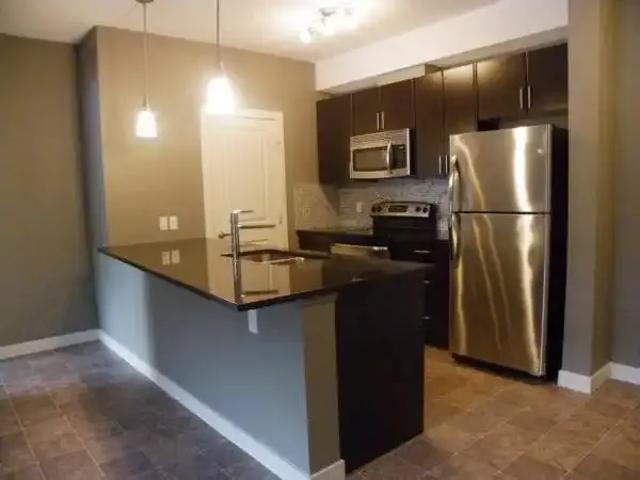 2 Bedroom Condo Calgary AB 104471216