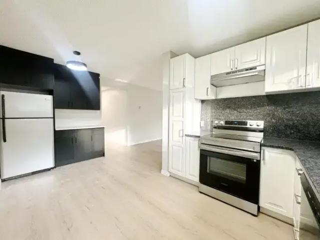 2 Bedroom Condo Calgary AB 104506872