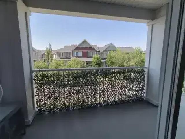 2 Bedroom Condo Calgary AB 104638393
