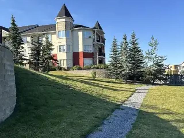 2 Bedroom Condo Calgary AB 104711146