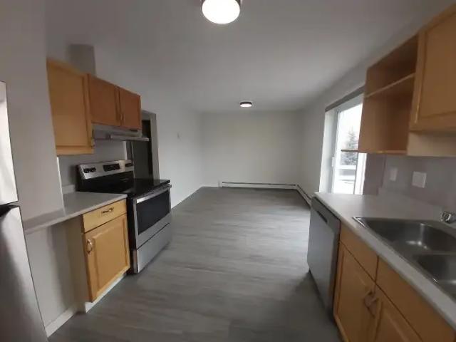 2 Bedroom Condo Calgary AB 104863844