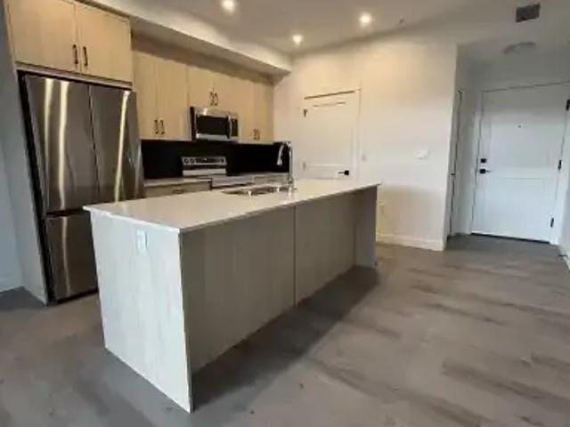 2 Bedroom Condo Calgary AB 104888609
