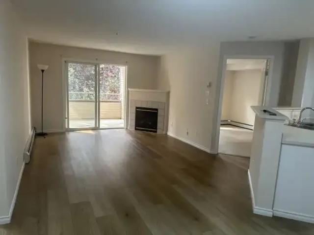 2 Bedroom Condo Calgary AB 104940833
