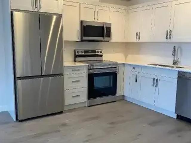 2 Bedroom Condo Calgary AB 104957567