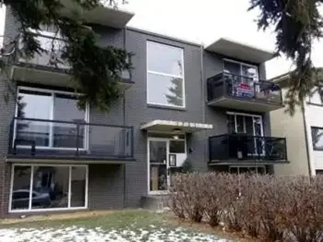 2 Bedroom Condo Calgary AB 104179698