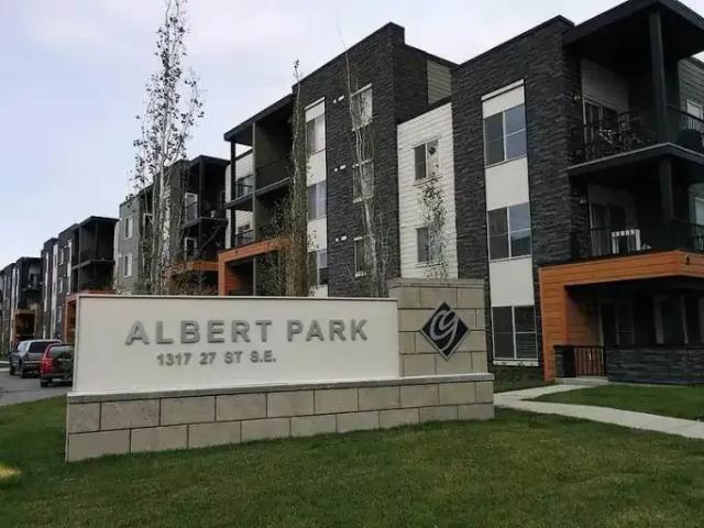 2 Bedroom Condo Calgary AB 104179803