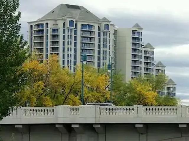 2 Bedroom Condo Calgary AB 104179975