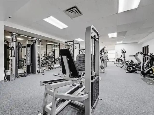 2 Bedroom Condo Calgary AB 104180490