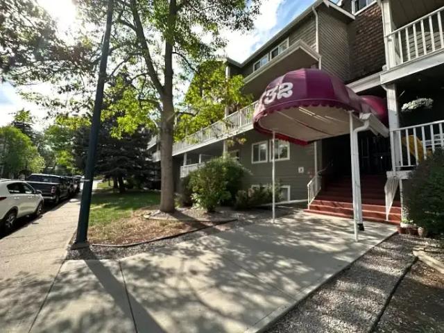 2 Bedroom Condo Calgary AB 104180630