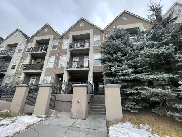 2 Bedroom Condo Calgary AB 104180840