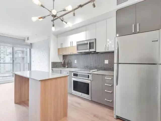 2 Bedroom Condo Calgary AB 104180932