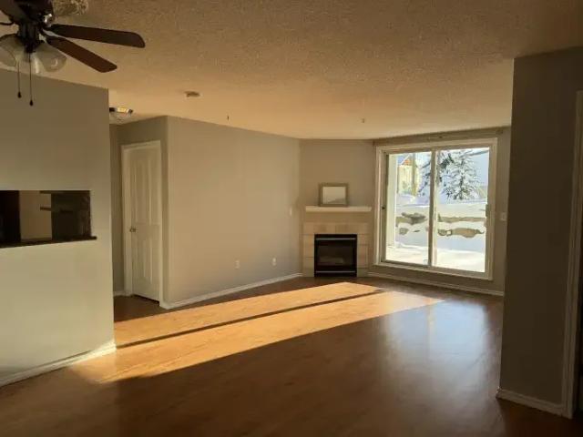 2 Bedroom Condo Calgary AB 104180994