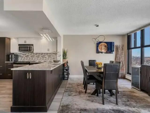 2 Bedroom Condo Calgary AB 104181684