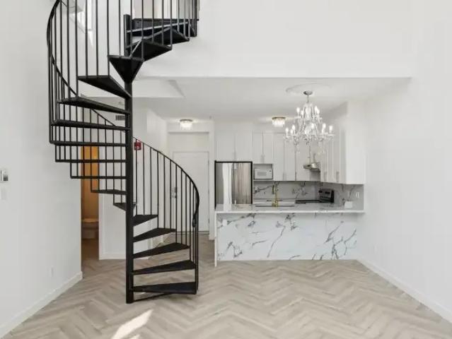 2 Bedroom Condo Calgary AB 104181991