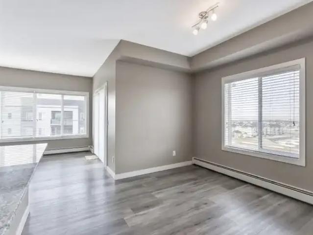 2 Bedroom Condo Calgary AB 104182937