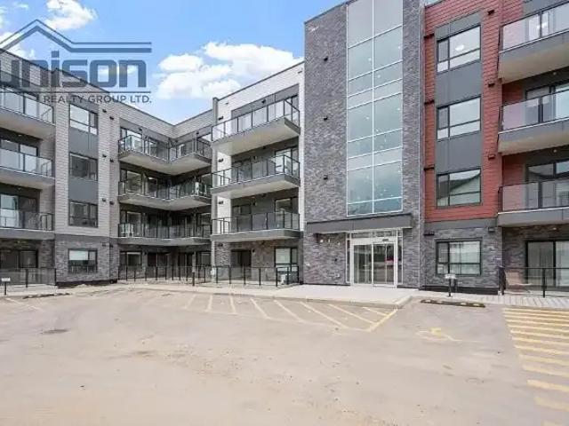 2 Bedroom Condo Calgary AB 104183042