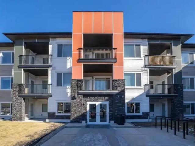 2 Bedroom Condo Calgary AB 104183080