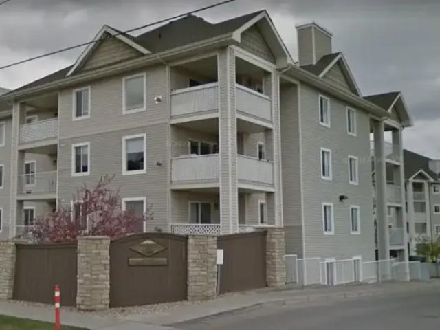 2 Bedroom Condo Calgary AB 104224364