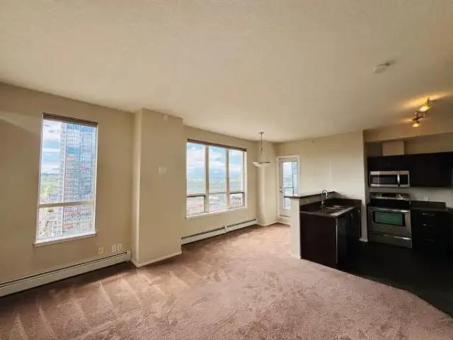 2 Bedroom Condo Calgary AB 104257199
