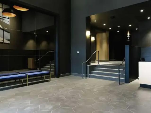 2 Bedroom Condo Calgary AB 104257326