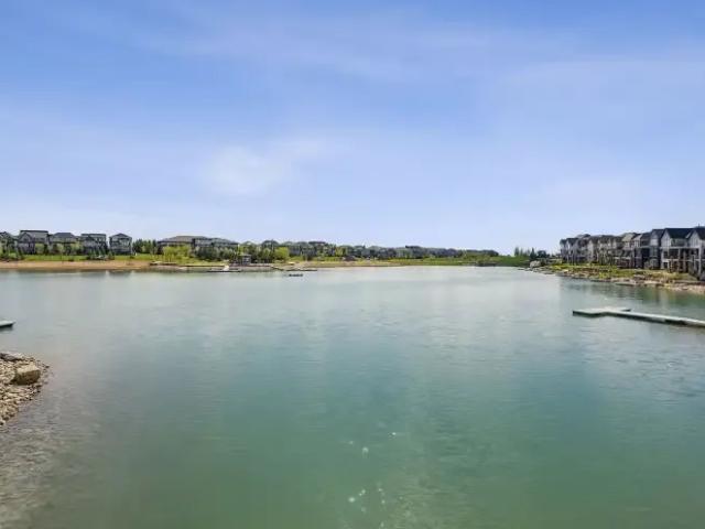 2 Bedroom Condo Calgary AB 104292213