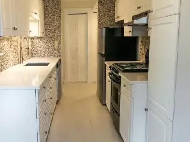 2 Bedroom Condo Calgary AB 104362505