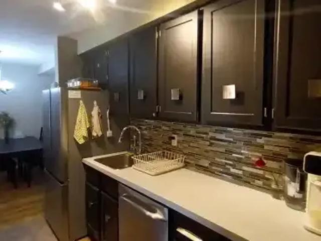 2 Bedroom Condo Calgary AB 104362626