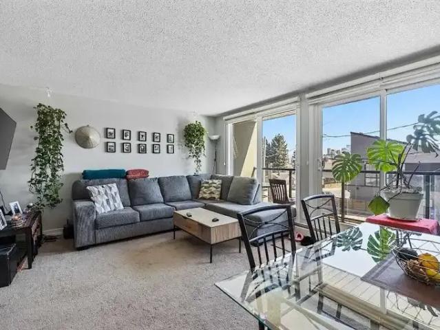 2 Bedroom Condo Calgary AB 104362701