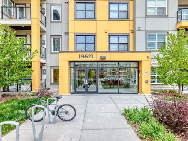 2 Bedroom Condo Calgary AB 104362716