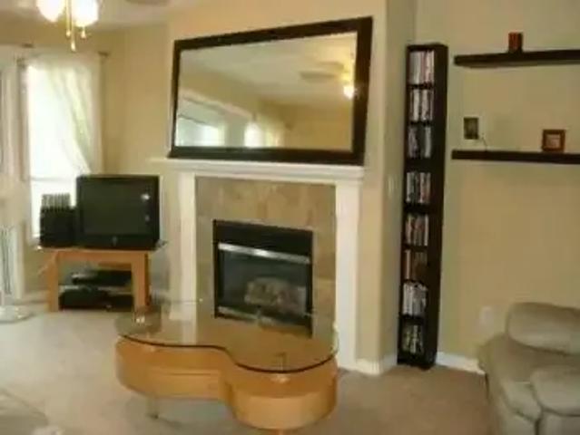2 Bedroom Condo Calgary AB 105486257
