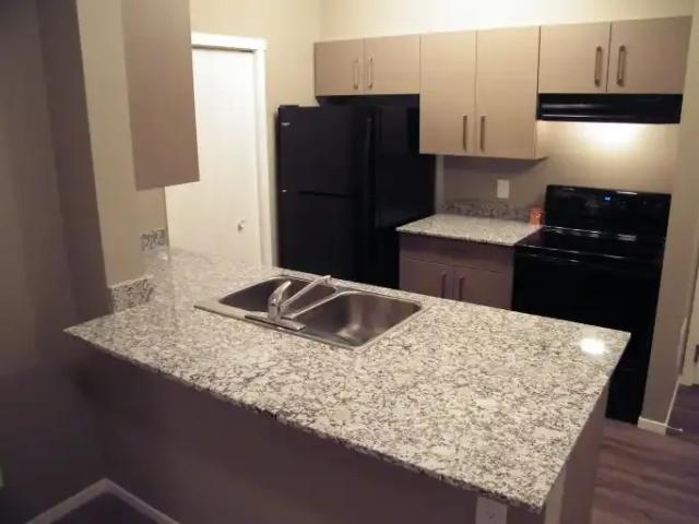 2 Bedroom Condo Calgary AB 105505857