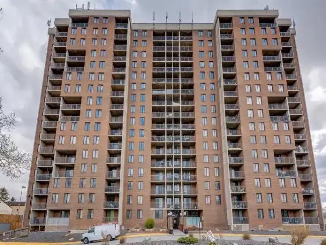 2 Bedroom Condo Calgary AB 105009092