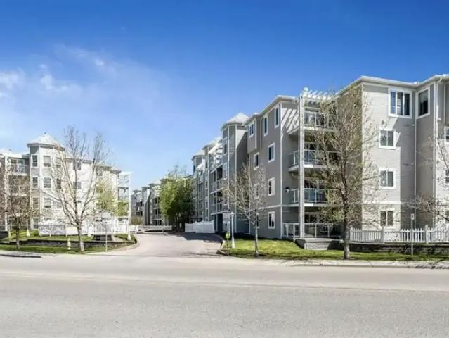 2 Bedroom Condo Calgary AB 105023276