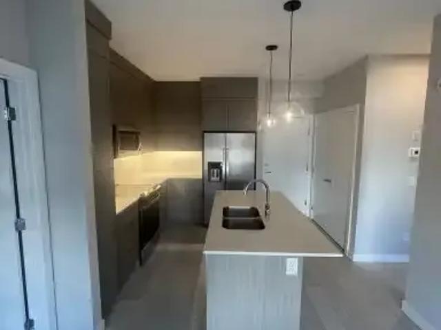 2 Bedroom Condo Calgary AB 105047796