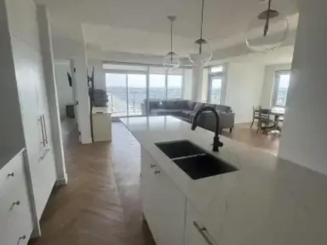 2 Bedroom Condo Calgary AB 105087851