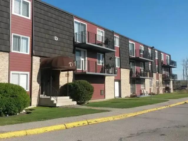 2 Bedroom Condo Calgary AB 105110677