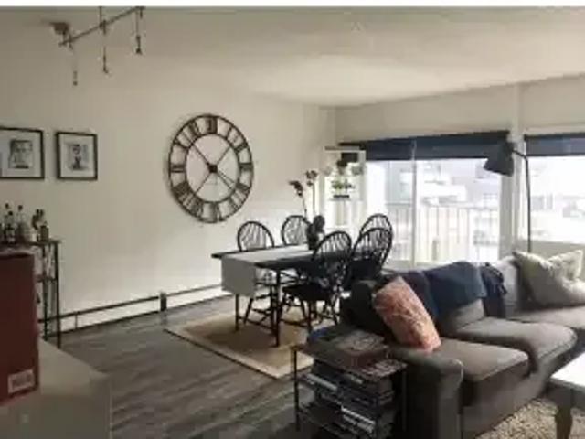 2 Bedroom Condo Calgary AB 105118791