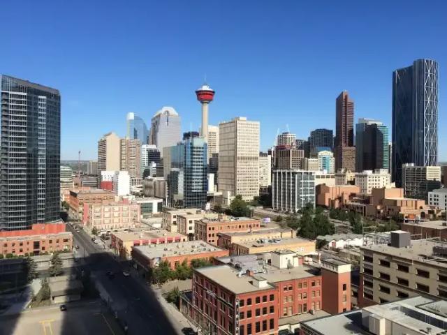 2 Bedroom Condo Calgary AB 105185961