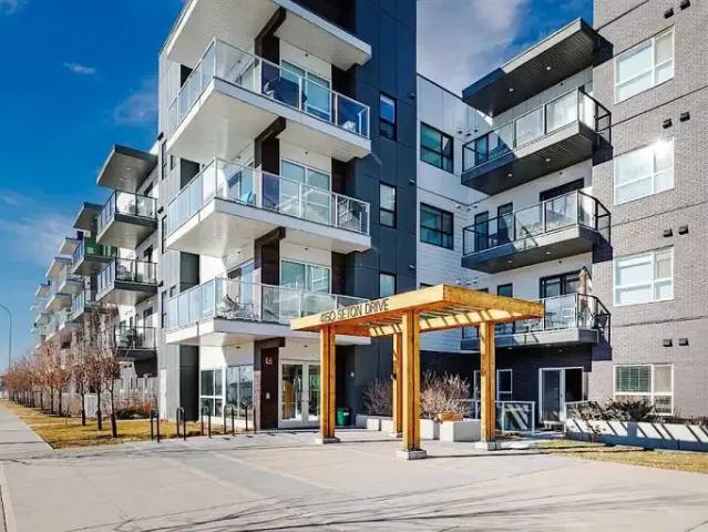 2 Bedroom Condo Calgary AB 105198553