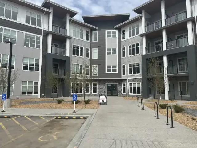2 Bedroom Condo Calgary AB 105281768