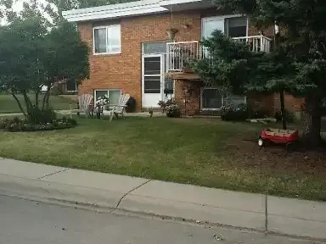 2 Bedroom Condo Calgary AB 105281855