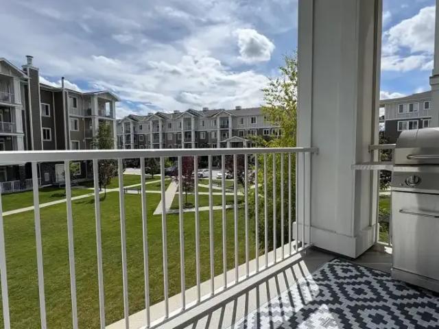 2 Bedroom Condo Calgary AB 105281182