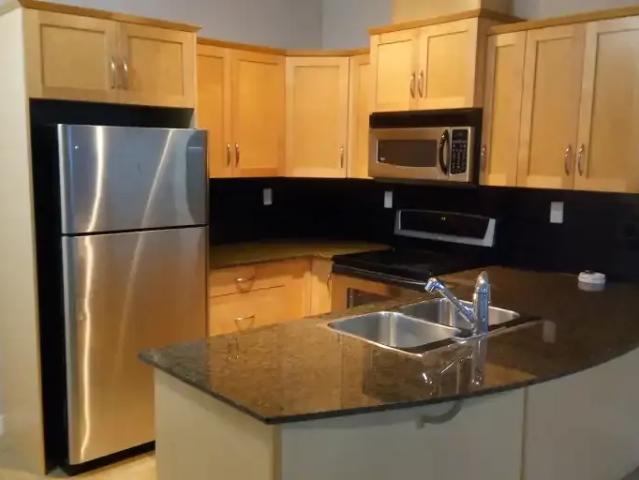 2 Bedroom Condo Calgary AB 105282031