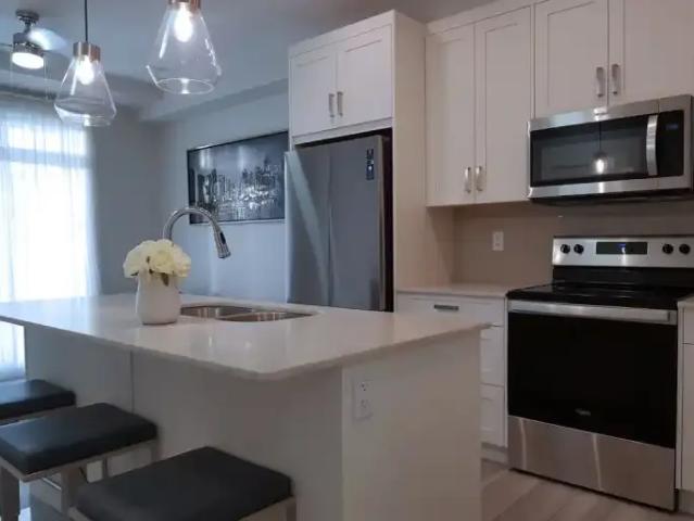2 Bedroom Condo Calgary AB LS100600408