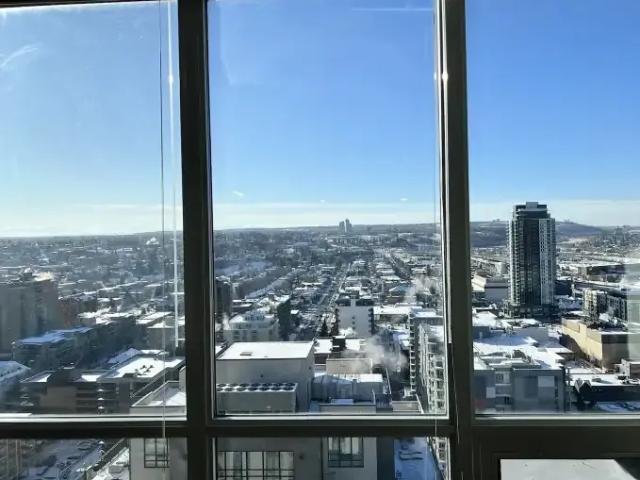 2 Bedroom Condo Calgary AB LS101216234
