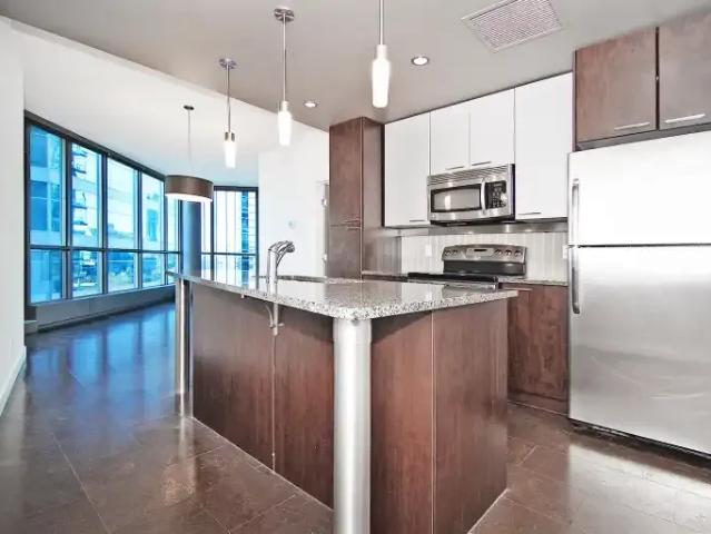 2 Bedroom Condo Calgary AB LS101399699