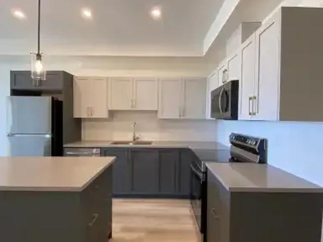 2 Bedroom Condo Calgary AB LS101556085