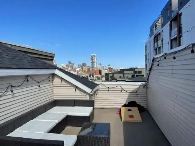 2 Bedroom Condo Calgary AB LS102052391