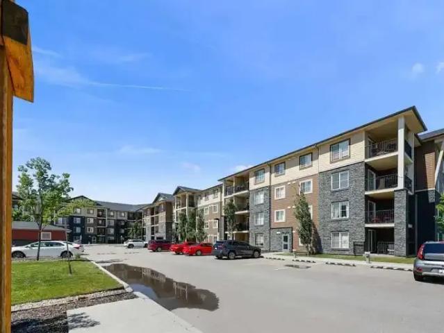 2 Bedroom Condo Calgary AB LS102658248