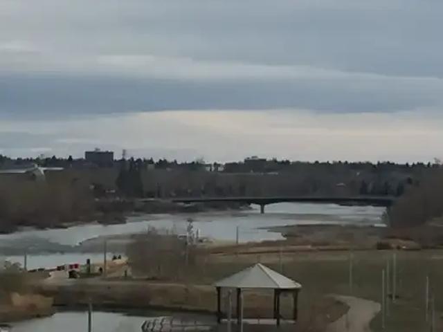 2 Bedroom Condo Calgary AB LS102715105